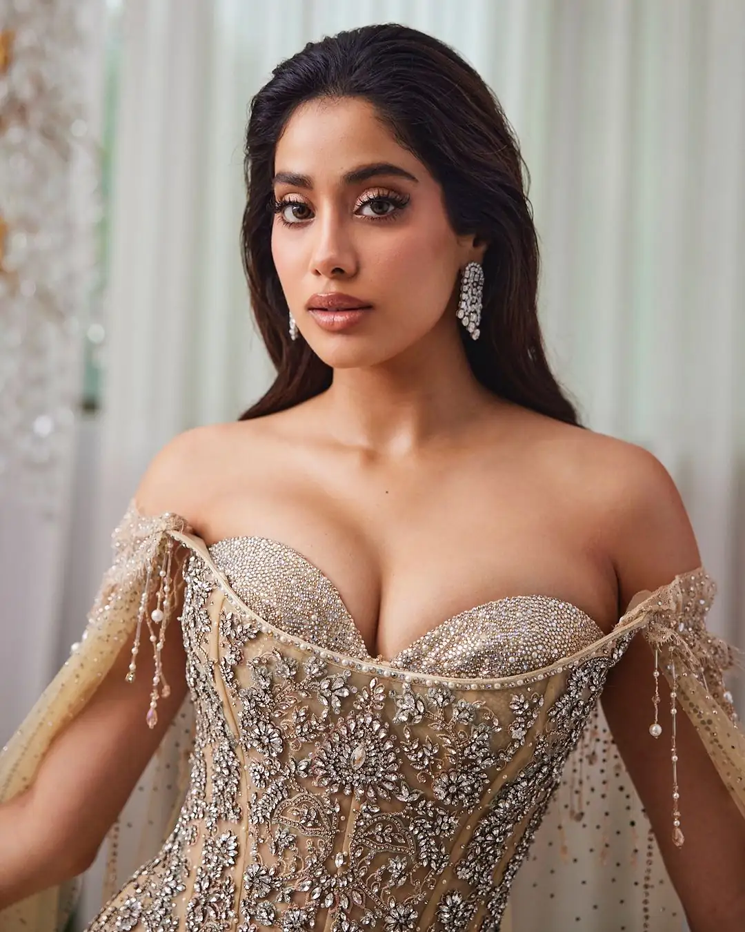 Janhvi Kapoor in Diamond