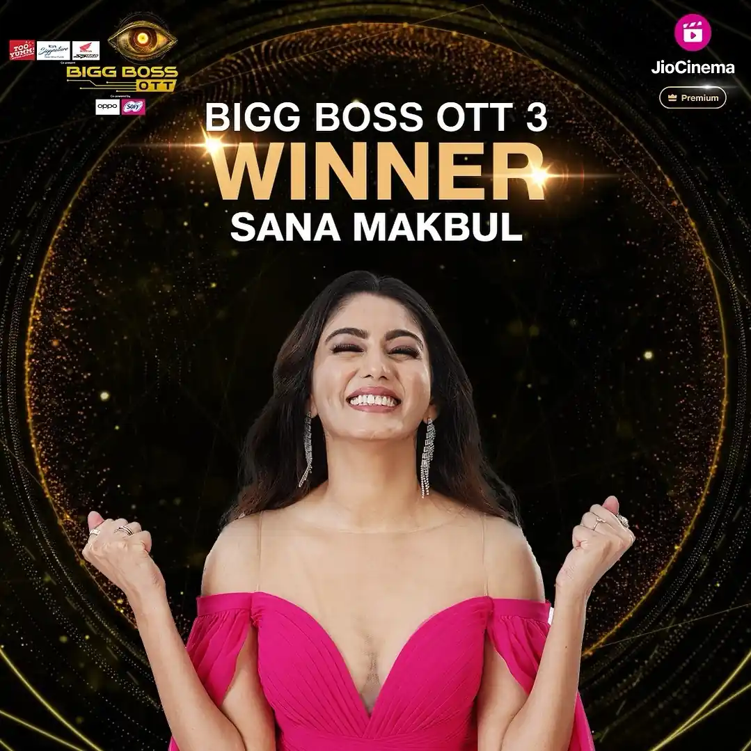 Sana Makbul grabs the shining trophy for Bigg Boss OTT 3